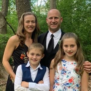 Meet your Posher, Laurie